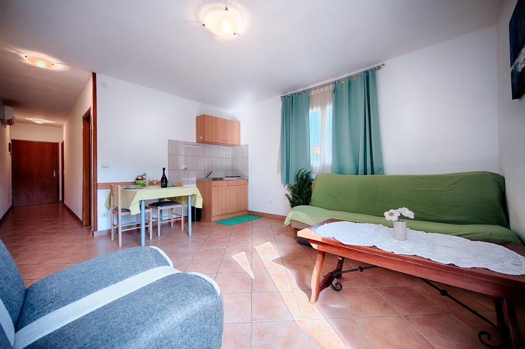 Apartments Bruna Λάστοβο Δωμάτιο φωτογραφία