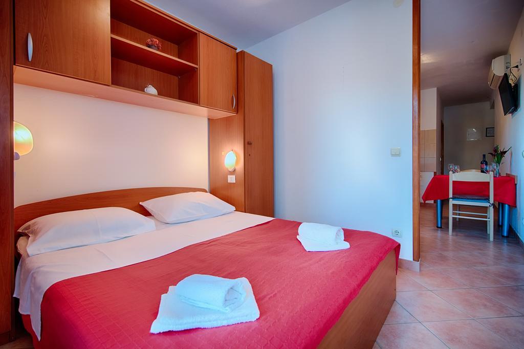 Apartments Bruna Λάστοβο Δωμάτιο φωτογραφία